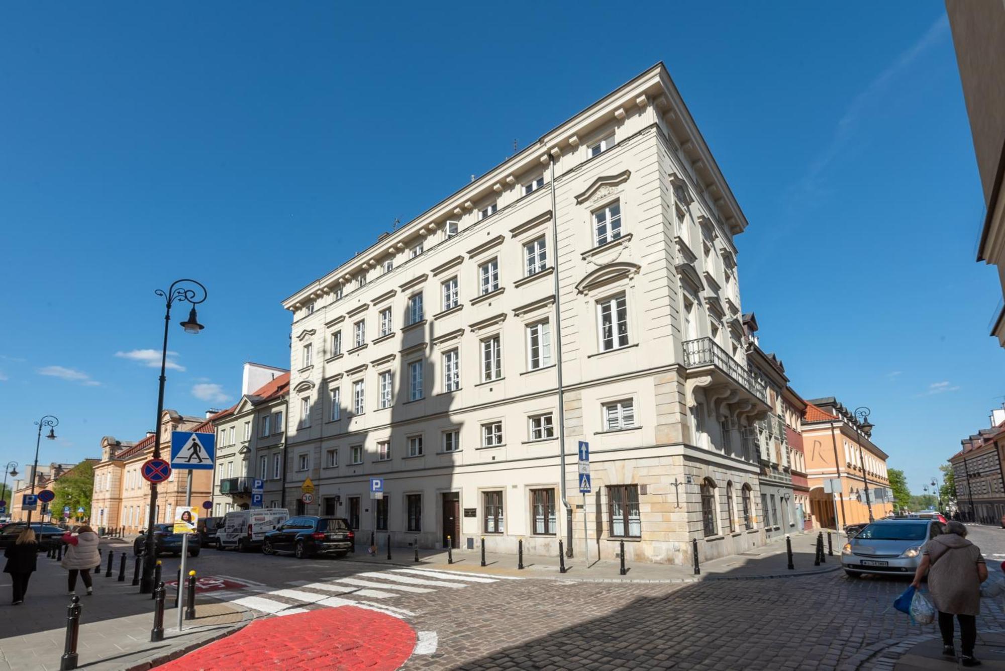 New Town Market Place Apartment Warschau